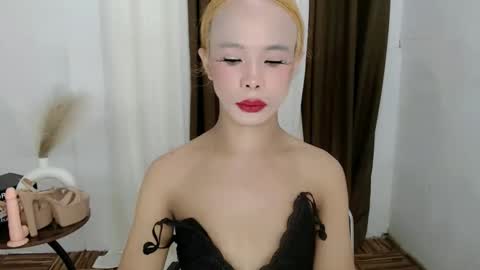 chantal_fuck online show from October 3, 10:12 am
