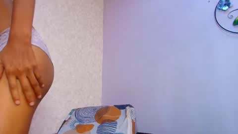 Raquel  online show from November 7, 12:05 pm