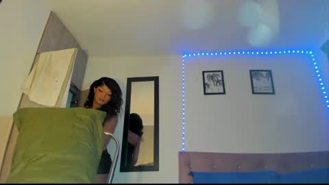 Snapshot of chantellebony chatting on April 25, 9:56 pm chantellebony online show from April 25, 9:56 pm