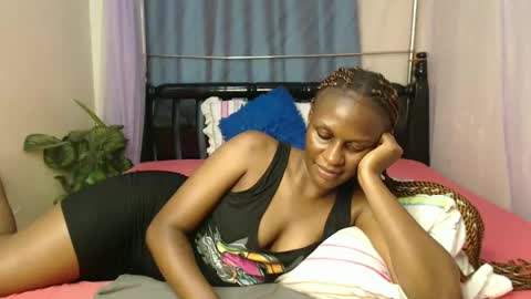 Chantel online show from December 15, 5:53 pm