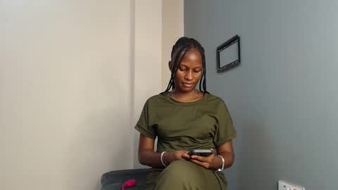 Chantel online show from November 10, 6:23 am