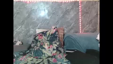 Zaria Vixen online show from October 24, 9:33 pm