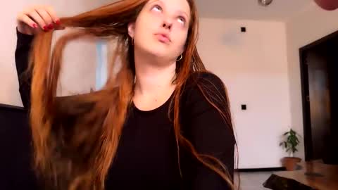 SofiLiam online show from October 9, 5:55 pm