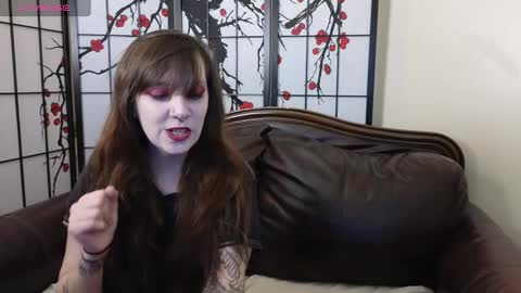 Snapshot of chariotmay chatting on February 27, 5:13 am Chariot May online show from February 27, 5:13 am