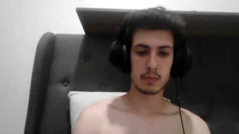 Snapshot of charismaticcharm chatting on January 13, 11:19 am charismaticcharm online show from January 13, 11:19 am