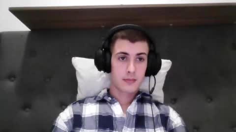 Snapshot of charismaticcharm chatting on January 16, 7:28 am charismaticcharm online show from January 16, 7:28 am