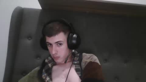 Snapshot of charismaticcharm chatting on January 17, 8:56 am charismaticcharm online show from January 17, 8:56 am