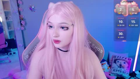 Snapshot of charityryah chatting on April 19, 2:38 pm Hi guys Welcome to my room online show from April 19, 2:38 pm