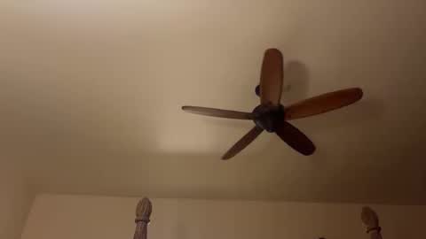 charles4002 online show from February 6, 2:16 am