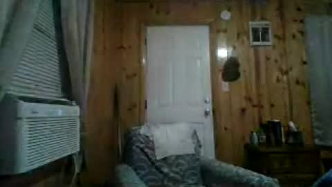 Snapshot of charlesb13 chatting on July 8, 3:33 am charlesb13 online show from July 8, 3:33 am