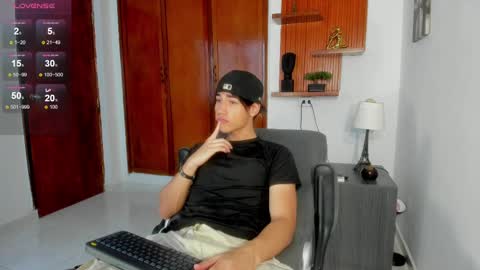 Snapshot of charley_morgan chatting on February 11, 7:27 pm charley_morgan online show from February 11, 7:27 pm