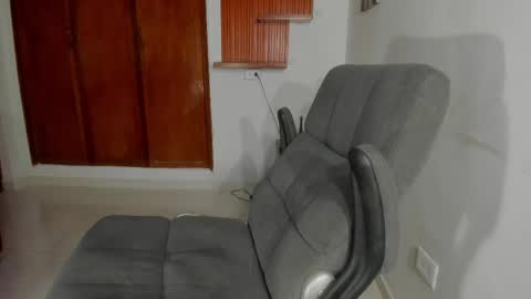 Snapshot of charley_morgan chatting on February 15, 9:59 pm charley_morgan online show from February 15, 9:59 pm