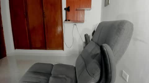 Snapshot of charley_morgan chatting on February 20, 2:46 pm charley_morgan online show from February 20, 2:46 pm