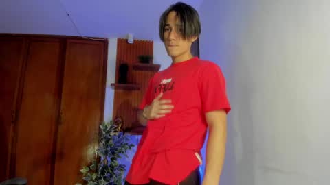 Snapshot of charley_morgan chatting on March 11, 9:04 pm charley_morgan online show from March 11, 9:04 pm