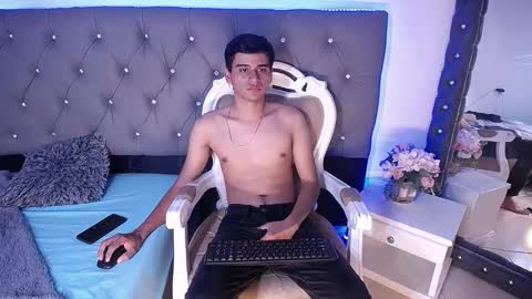 Charlie online show from October 9, 4:32 am