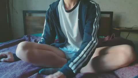 Snapshot of charlie_the_camboy chatting on February 5, 9:36 am Charlie online show from February 5, 9:36 am