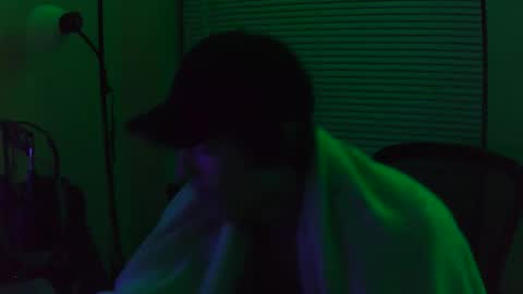 Snapshot of charlied09302 chatting on November 9, 10:13 am char sexiness online show from November 9, 10:13 am