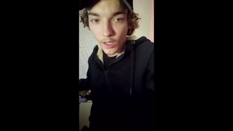 Snapshot of charlied09302 chatting on November 30, 5:44 am char sexiness online show from November 30, 5:44 am