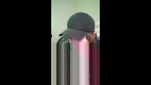 Snapshot of charlied09302 chatting on December 5, 9:29 am char sexiness online show from December 5, 9:29 am