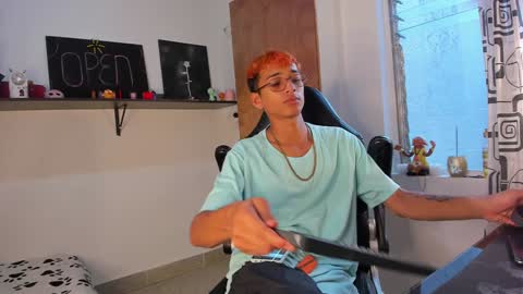 Snapshot of charlieerusso chatting on January 10, 9:42 pm Charles Russo online show from January 10, 9:42 pm