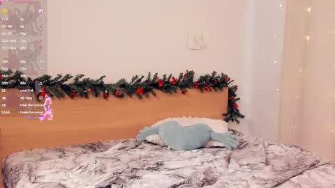 Yumi online show from February 11, 7:35 am