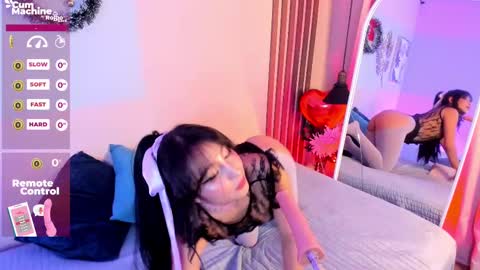 Snapshot of charloottee_1 chatting on February 12, 6:40 am Char 3  Lets go for the 100 Thumb-Up   online show from February 12, 6:40 am