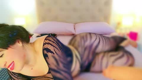 Snapshot of charlootteevans chatting on October 11, 9:35 pm Charloott Evans online show from October 11, 9:35 pm