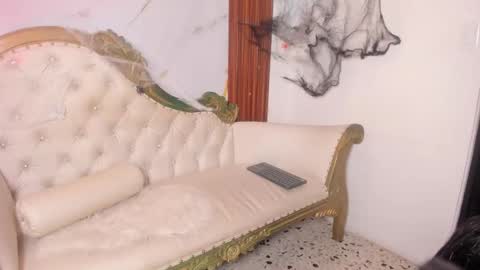 Snapshot of charlot_vega_ chatting on October 31, 11:00 am charlot_vega_ online show from October 31, 11:00 am