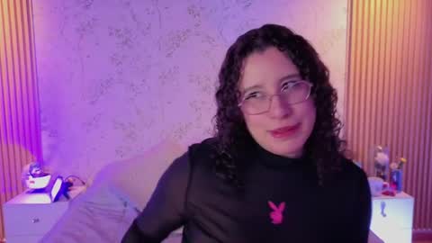 You honey online show from April 14, 11:38 am