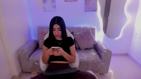    online show from September 8, 4:50 pm
