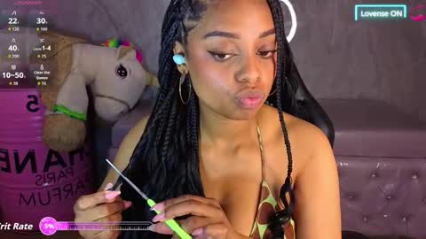 Snapshot of charlote_fun_a chatting on February 16, 1:07 pm Charlote online show from February 16, 1:07 pm