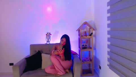 charlott online show from October 7, 9:45 pm