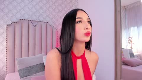 Snapshot of charlotte__08 chatting on December 27, 6:42 pm Charlotte online show from December 27, 6:42 pm