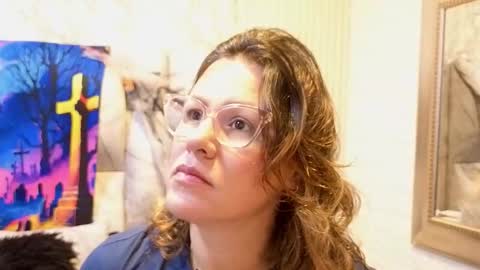 Snapshot of charlotte__g chatting on October 29, 11:23 am charlotte online show from October 29, 11:23 am