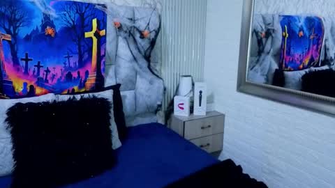 Snapshot of charlotte__g chatting on October 30, 11:44 am charlotte online show from October 30, 11:44 am