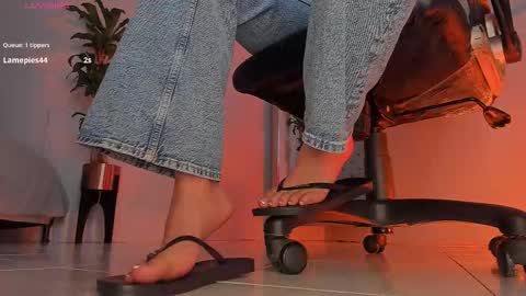 charlotte  grey online show from November 13, 9:03 pm