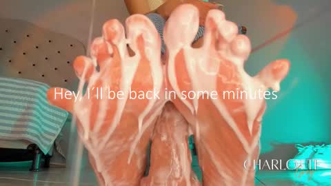 charlotte  grey online show from February 28, 8:21 pm