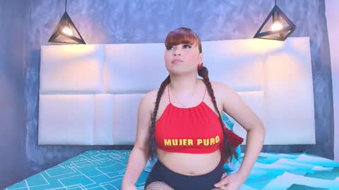 Charlotte and Zac online show from November 25, 9:04 pm