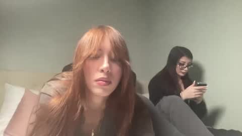 charlotte_blue2 online show from December 1, 4:17 am