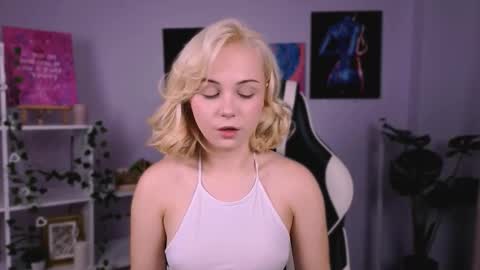 charlotte_colinss online show from October 6, 3:26 am