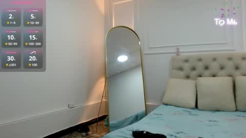 charlottte y dante online show from November 17, 3:45 am