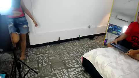 charlottte y dante online show from December 5, 4:21 am