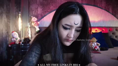 Charlotte online show from December 23, 6:48 pm