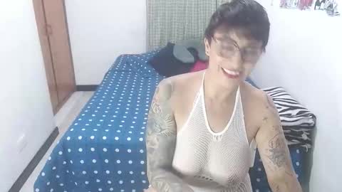 Snapshot of charlotte_gray_1 chatting on May 23, 7:56 am Charlotte online show from May 23, 7:56 am