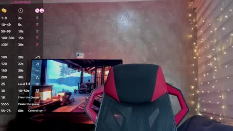 Snapshot of charlotte_greys chatting on March 1, 4:04 am Charlotte online show from March 1, 4:04 am