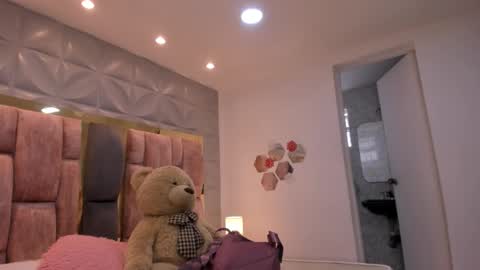 Charlotte Icee online show from March 21, 4:32 pm