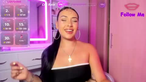 Snapshot of charlotte_jamees chatting on July 24, 3:26 am Charlotte james online show from July 24, 3:26 am