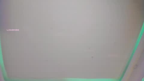 charlotte_line online show from October 10, 5:45 pm