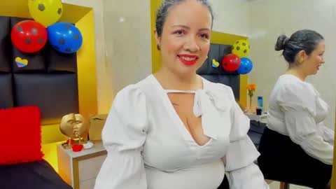 Snapshot of charlotte_monnroe chatting on June 25, 1:15 pm charlotte_monnroe online show from June 25, 1:15 pm