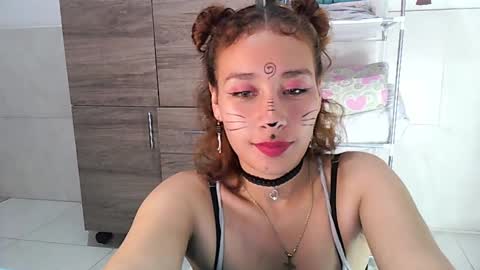 charlotte_morh_ online show from October 29, 4:04 am